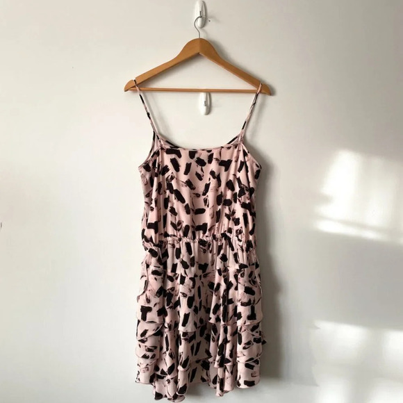 Banana Republic Print Ruffle Dress Pink  Blush Size Medium - Picture 6 of 8